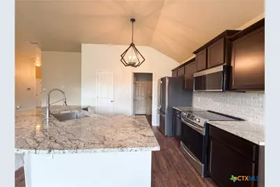 1023 Roanoke Drive, Temple, TX 76504 - Photo 2