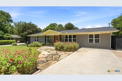1335 Rivercrest Drive, New Braunfels, TX 78130 - Photo 2