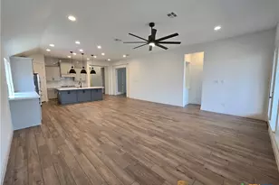 2216 Prado Dr, New Braunfels, TX 78132 - Photo 10