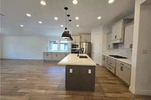 2216 Prado Dr, New Braunfels, TX 78132 - Photo 4