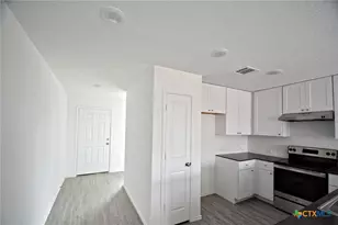 3812 Far Horizon, Seguin, TX 78155 - Photo 4