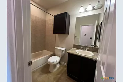 327 Oelkers #B, New Braunfels, TX 78130 - Photo 10