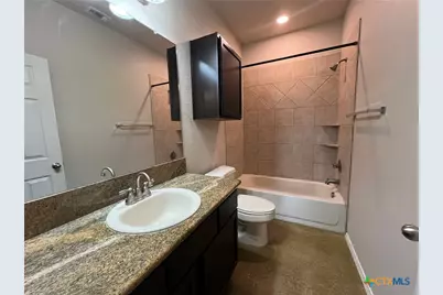 327 Oelkers #B, New Braunfels, TX 78130 - Photo 8