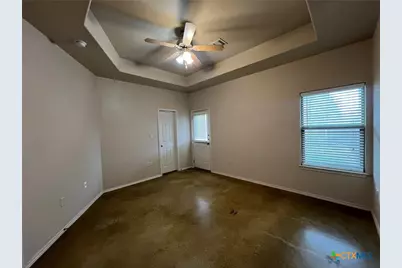 327 Oelkers #B, New Braunfels, TX 78130 - Photo 6