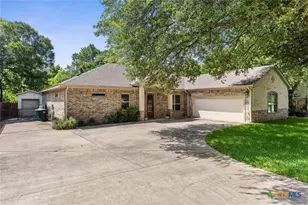2809 Creek Side Dr, Temple, TX 76502 - Photo 2