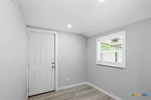 2201 E Colorado St, Victoria, TX 77901 - Photo 16