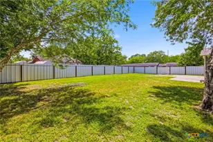 2201 E Colorado St, Victoria, TX 77901 - Photo 8