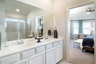 5525 McBride St, Cibolo, TX 78108 - Photo 6