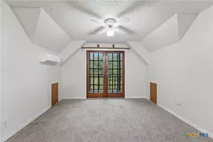 8606 State Hwy 123, Stockdale, TX 78160 - Photo 30