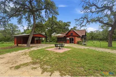 8606 State Highway 123, Stockdale, TX 78160 - Photo 2