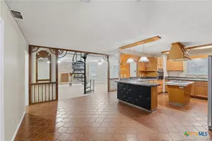 8606 State Hwy 123, Stockdale, TX 78160 - Photo 4