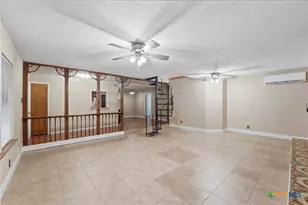 8606 State Hwy 123, Stockdale, TX 78160 - Photo 30