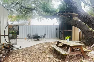 693 Garcitas Creek Rd, Inez, TX 77968 - Photo 4