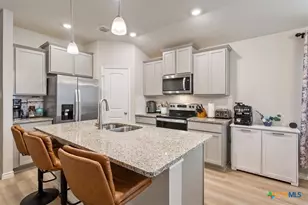 3903 Lorenzen Ct, Belton, TX 76513 - Photo 2