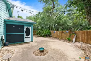 105 Pecan Harbor St, Rockport, TX 78382 - Photo 20