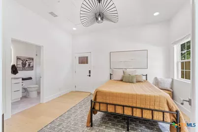706 Kenilworth Boulevard, San Antonio, TX 78209 - Photo 12