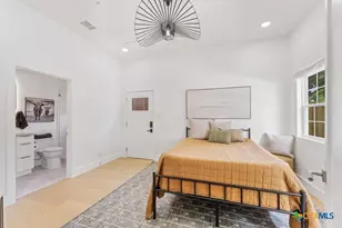 706 Kenilworth Blvd, San Antonio, TX 78209 - Photo 12