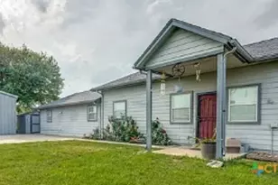 256 Co Rd 481, Gonzales, TX 78629 - Photo 2