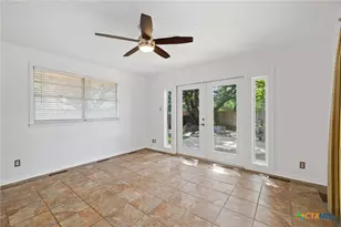 2302 Mockingbird Ln, Temple, TX 76502 - Photo 8