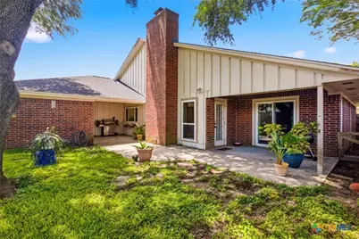 805 Santa Fe, Victoria, TX 77904 - Photo 32