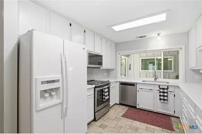 805 Santa Fe, Victoria, TX 77904 - Photo 10