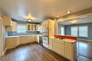 1403 N Bridge St, Victoria, TX 77901 - Photo 14