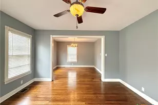 1403 N Bridge St, Victoria, TX 77901 - Photo 10