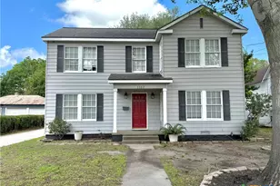 1403 N Bridge St, Victoria, TX 77901 - Photo 2