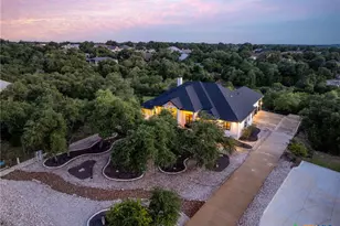 1235 Ace Trl, New Braunfels, TX 78132 - Photo 4