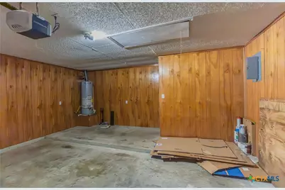 225 Spur Drive, Victoria, TX 77904 - Photo 28