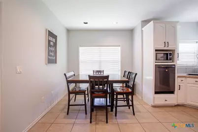 218 West Haven, Victoria, TX 77904 - Photo 4
