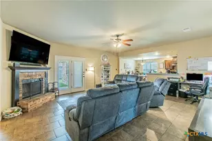 3902 Anvil Range Rd, Killeen, TX 76549 - Photo 4