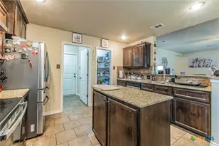 3902 Anvil Range Rd, Killeen, TX 76549 - Photo 6