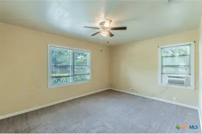 211 W 14th Avenue, Belton, TX 76513 - Photo 14