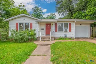 211 W 14th Ave, Belton, TX 76513 - Photo 1