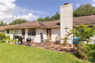 301 Berkshire Ln, Victoria, TX 77904 - Photo 40