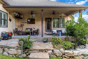 412 Elmwood Dr, New Braunfels, TX 78130 - Photo 4