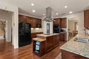 1041 Spanish Trail, New Braunfels, TX 78132 - Photo 14