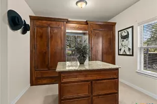 1041 Spanish Trail, New Braunfels, TX 78132 - Photo 28