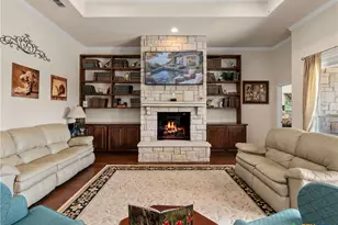 1041 Spanish Trail, New Braunfels, TX 78132 - Photo 10