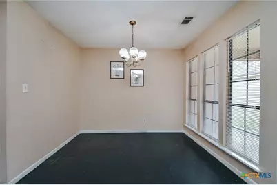 408 Waterford Drive, Victoria, TX 77901 - Photo 4