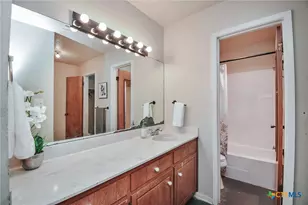 408 Waterford Dr, Victoria, TX 77901 - Photo 18