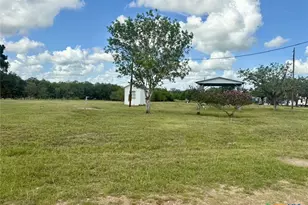 149 Pebble Dr, Victoria, TX 77905 - Photo 1
