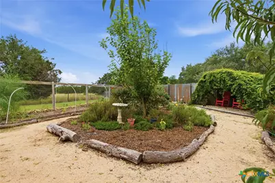 7020 County Road 211, Florence, TX 76527 - Photo 22