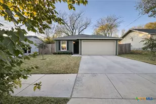 1411 N 10th St, Killeen, TX 76541 - Photo 2