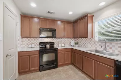 578 Briggs Dr, New Braunfels, TX 78130 - Photo 10
