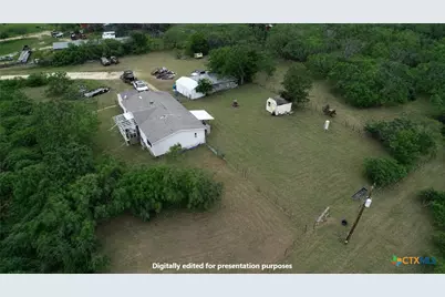 958 County Road 456, Waelder, TX 78959 - Photo 2