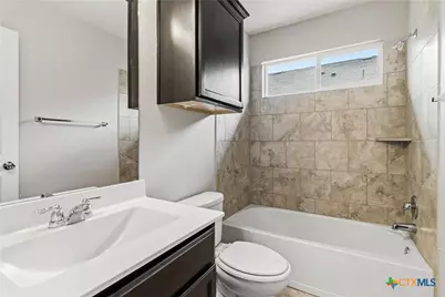 2285 Falcon Way, New Braunfels, TX 78130 - Photo 18