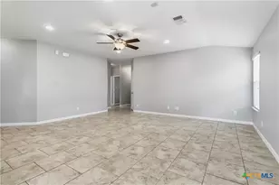 2285 Falcon Way, New Braunfels, TX 78130 - Photo 6