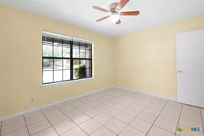 307/309 W 2nd Street, Lampasas, TX 76550 - Photo 12